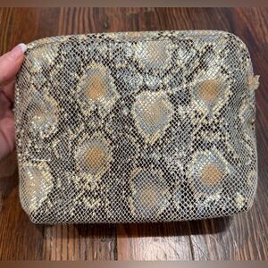 HOBO NWT Beauty Metal Snake Shimmer Genuine Leather Bag Magnet Closure Clutch